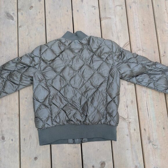 TNA Quilted Bomber Jacket Women's Olive Green Down Insulated Full Zipper Nylon - Picture 8 of 8